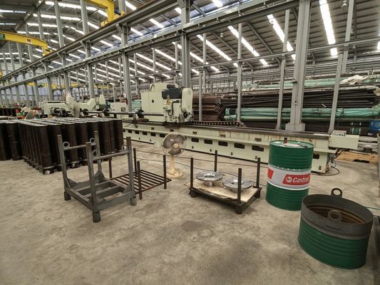 Workpiece / Tooling Rotation Skiving Roller Burnishing Machine 150mm Guide Rail Width